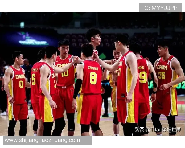 中国男篮迎战埃及队全力争胜展现实力与团队精神