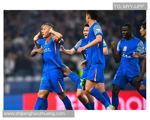 泰达与权健激战三场零封对决揭示球队实力与战术博弈的精彩瞬间